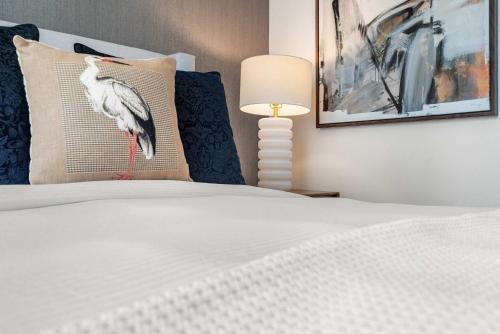 Modern Brickell Luxe Apartment by Palermo Home Miami photo 22