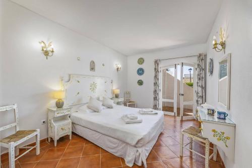 Villa Tres Irmaos by Villa Plus