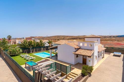 Villa Sherry II by Villa Plus