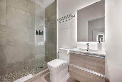 Modern Brickell Luxe Apartment by Palermo Home Miami photo 4