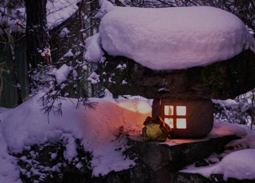 Snow Lantern Yudanaka