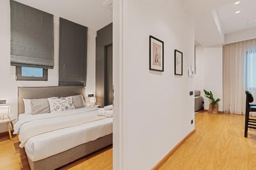 Radical Retreat - 2BR, Central Athens