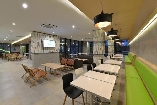 Restaurace v ubytování POP! Hotel Timoho Yogyakarta