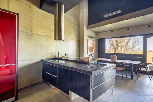 Escapada Villa con piscina y jardin