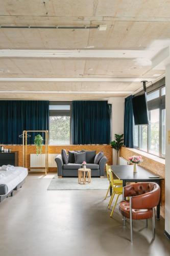 O zonă de relaxare la Young Learning Hotel