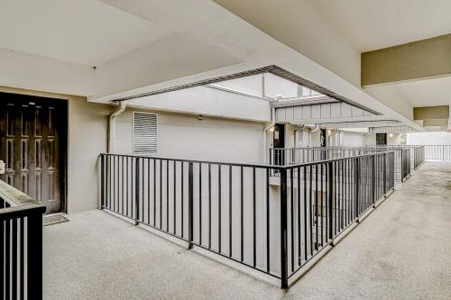 Forest Beach Villas 405 photo 24