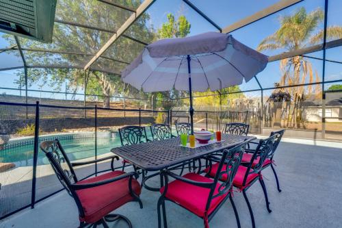 Luxe 4BR Villa Near Disney: Private Pool & Lanai photo 10