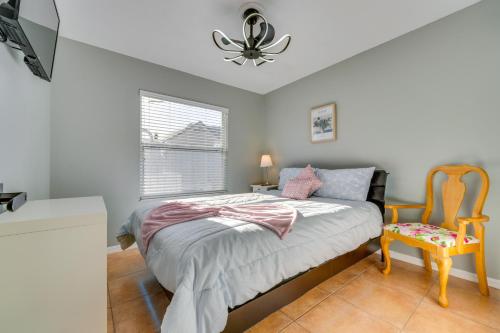 Luxe 4BR Villa Near Disney: Private Pool & Lanai photo 19