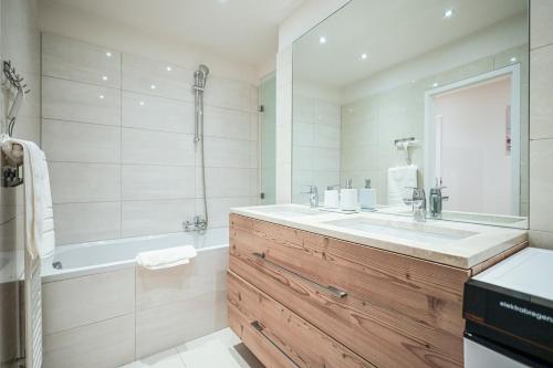 3 BDR - Apartment Serenity, right near Vienna's Old City