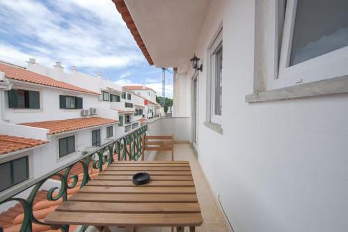 Bright & Comfortable flat in the Heart of Cascais