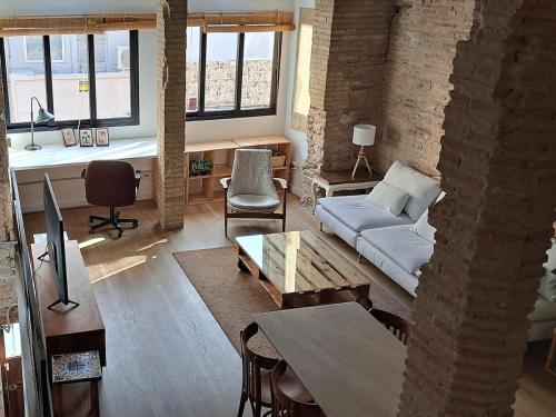 Terrace Apartment just Temporary Stays