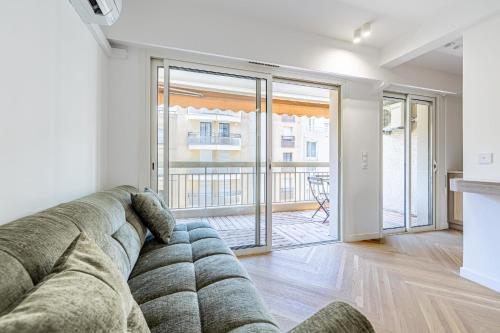2 FERRIE - Beautifully renovated studio 50 m from Croisette