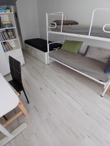 Nice 3P large terrace