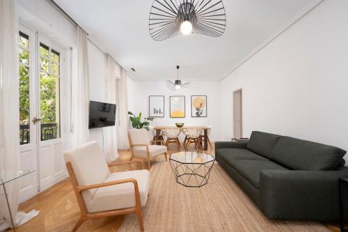 Staymadrid Retiro apart -Bright & Spacious 1-5 pax