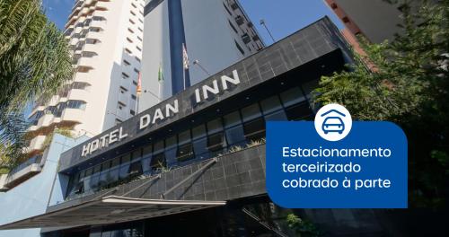 a sign for the bank of india in front of a building at Hotel Dan Inn Sorocaba by Nacional Inn in Sorocaba