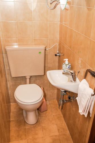 Apartments with parking space Mandre, Pag - 24574