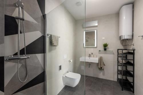 Family-friendly apartments with swimming pool Umag - 27270
