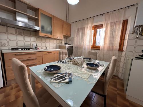 Casa ampia in Viale Belfiore, tram T1 T2, SMN station