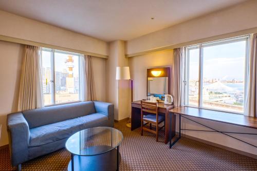 Kobe Port Tower Hotel