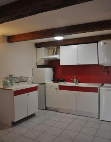 Cosy quiet apartment near the Old Port