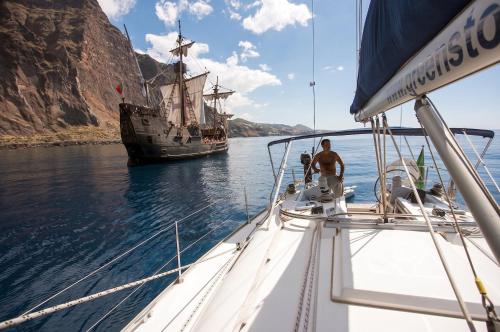 Charming Boat in Funchal with Sea View