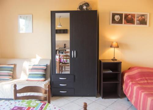 Studio charmant à Hyères - 20 m² - Terrasse accueillante