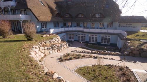 Κήπος έξω από το Romantik Hotel Fischerwiege