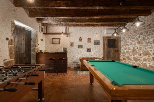 Villa Dalmatia | Luxury Stone Villa with Pool & Tennis
