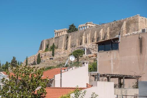 Acropolis Pedestrian St Luxury 2BR Walk Plaka Apt