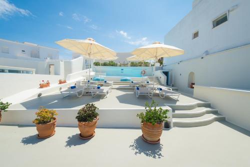Pantelia Suites