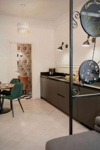 La casa di Mi- designer apartment in Chiaia