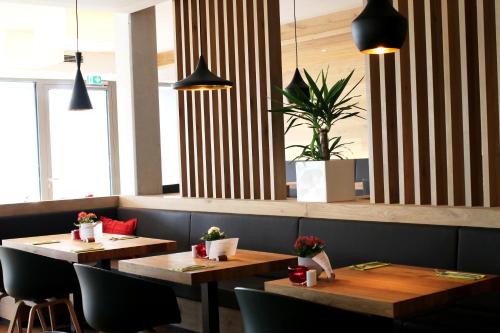 Gallery image of Buchners Hotel & Restaurant in Niederwinkling
