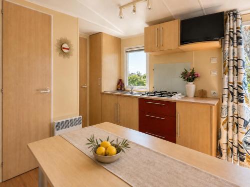 Le Romarin, mobil-home climatisé avec vue sur la mer