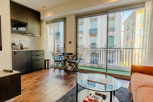 Le Clemenceau - Magnifique Studio AC Balcony