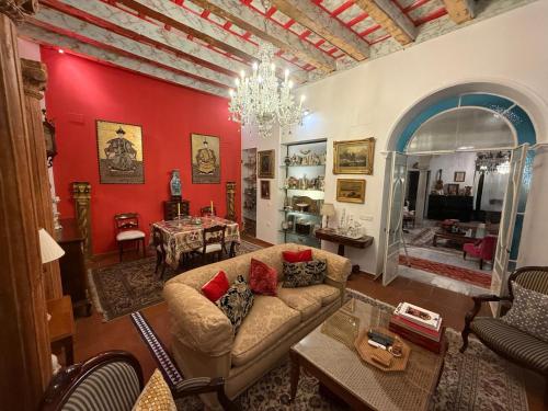 CASA SEÑORIAL EN SEVILLA CENTRO,Calle Mármoles