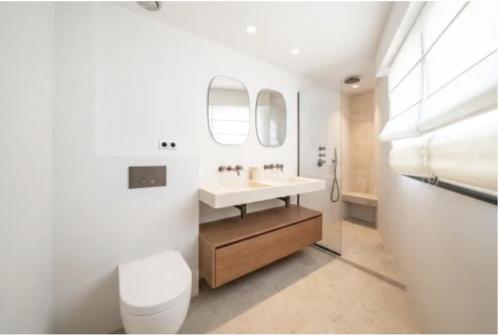 Beautiful 2BR with Terrace with Sea View Palm Beach
