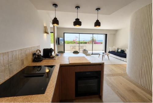 Beautiful 2BR with Terrace with Sea View Palm Beach