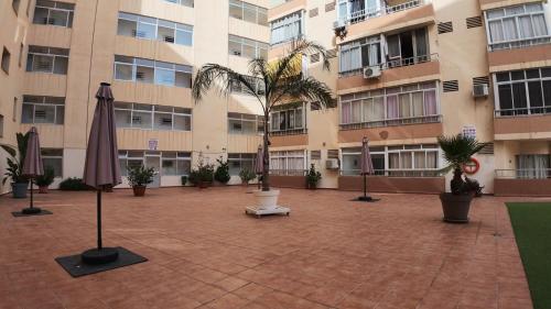 CENT7 - Central Studio with Seasonal Pool, AC and Lift - Torremolinos