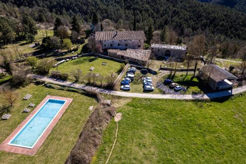an aerial view of an estate with a swimming pool at Les Eres de Guardiolans in Vilada