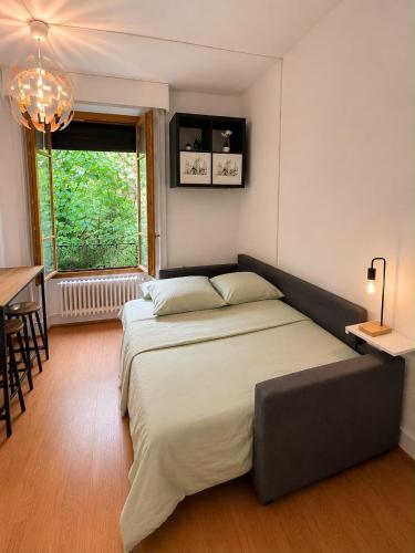 Studio moderne et chaleureux au coeur de Geneve - parfait pour courts sejours