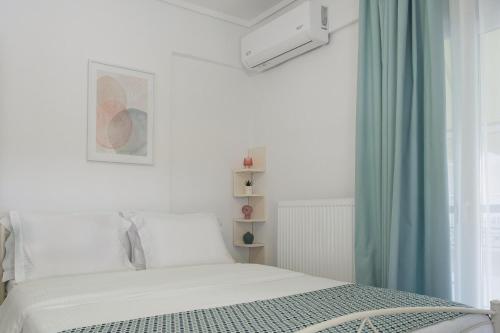 Bright and comfortable apartment with balcony for 2