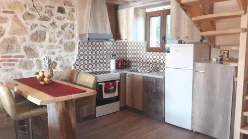 Villa MaryElen Marathias beach