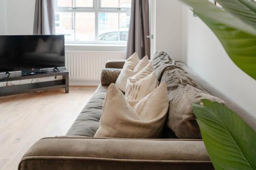 Calm Cosy House with Beautiful Riverside Walk to Centre photo 26