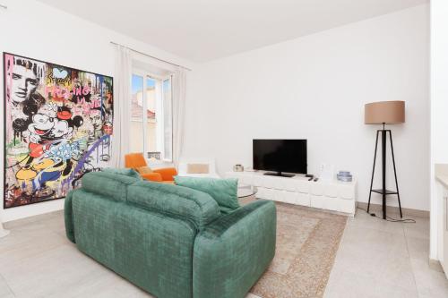 Upstays Spacious 77m T3 Apartment with Terrace