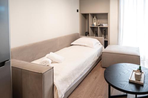 AK Private Stay