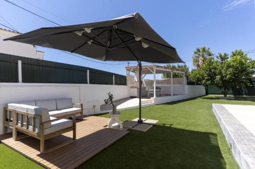 #338 Peaceful Family Apartment Outdoor Space