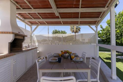 #338 Peaceful Family Apartment Outdoor Space