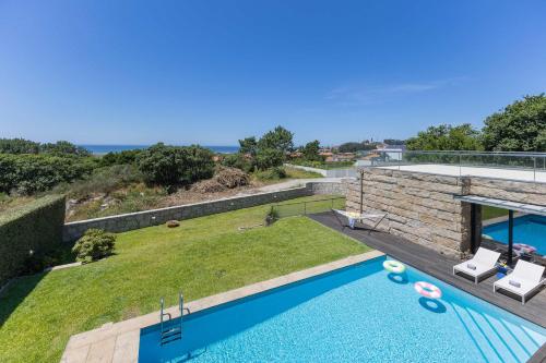 Sunrise Escape with Pool by Portugal Active