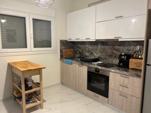 Simeon Apartment