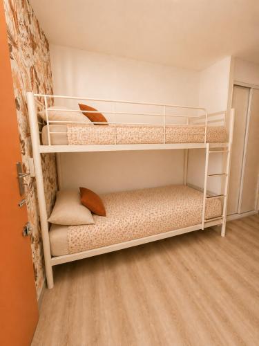 La Grande Motte - Studio double cabine 4-5p - Plage à pied - Parking privé - Terrasse